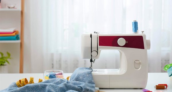 Как выбрать швейную технику для домашнего шитья