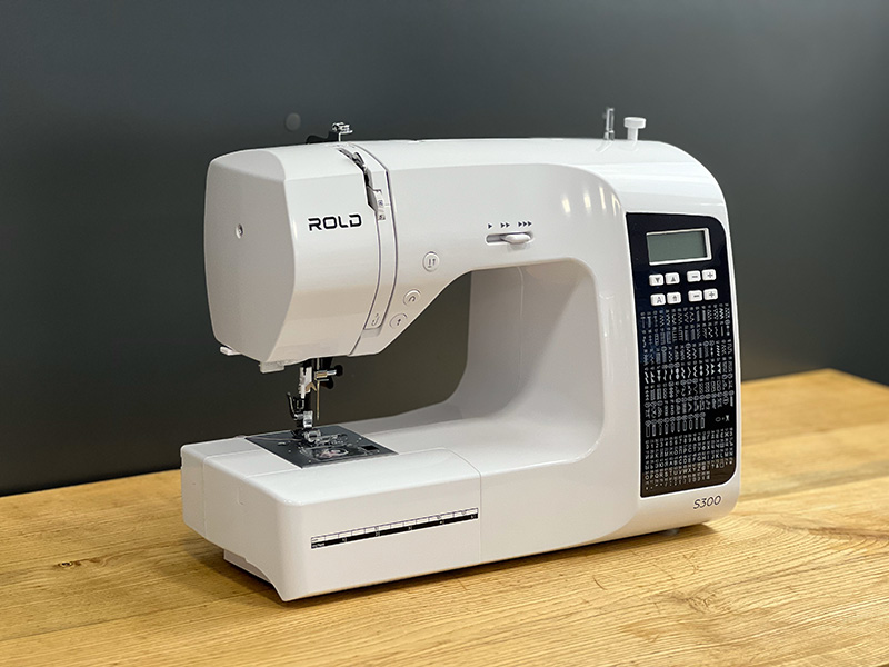 Огляд швейної машини Rold S300